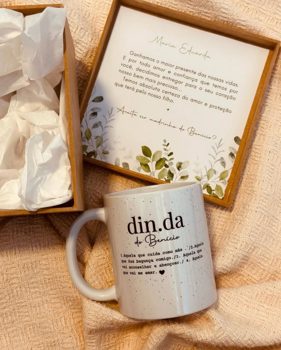 Caneca na caixa 