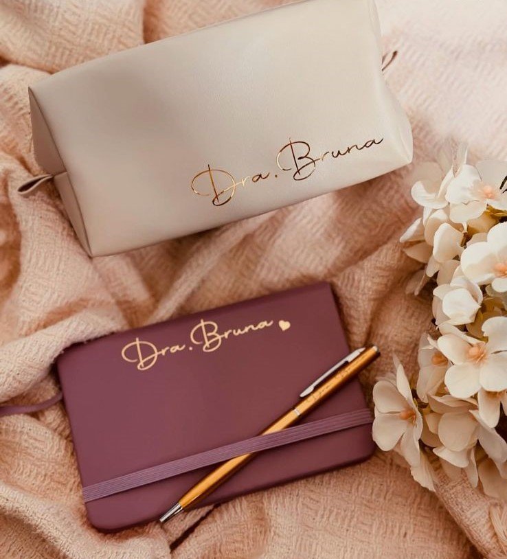 Kit necessarie + bloquinho + caneta