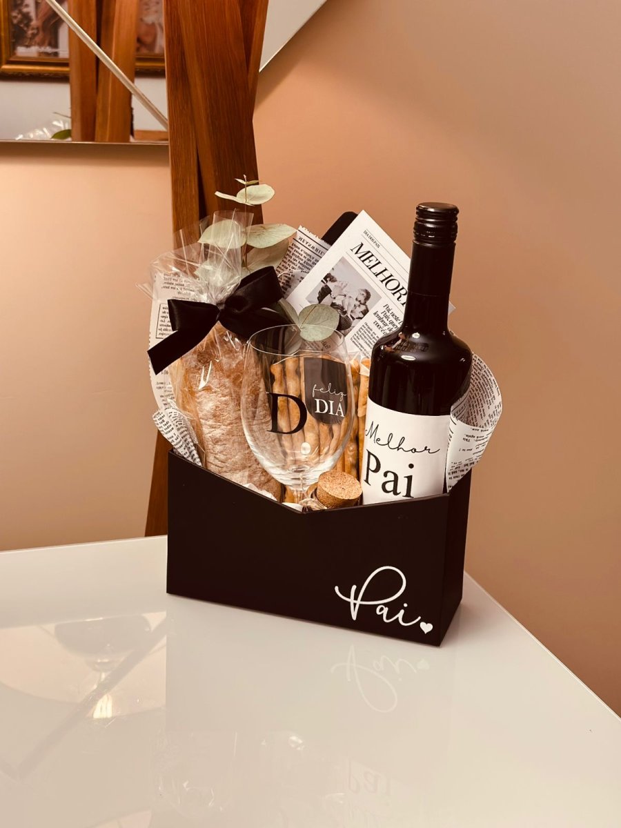 Caixa envelope com vinho