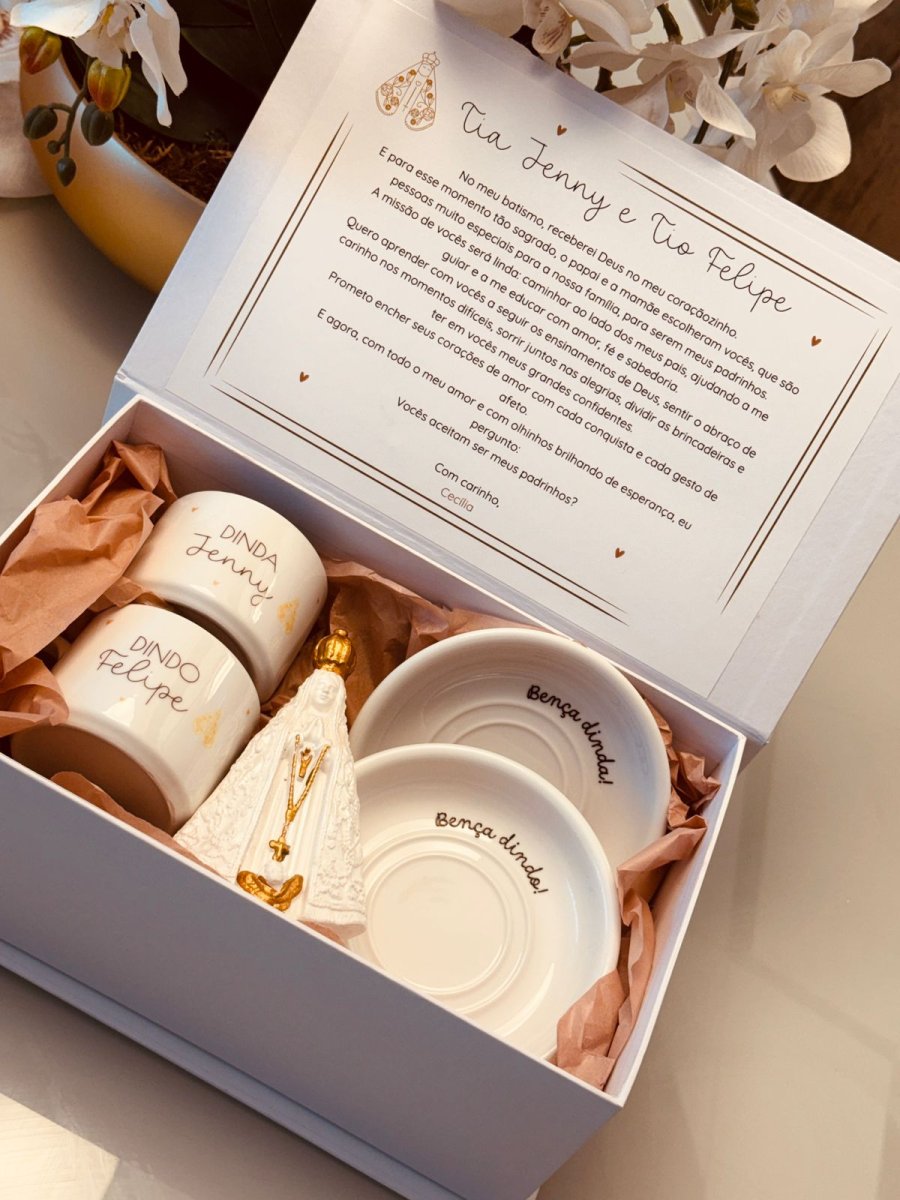 Kit xícara com pires + santinha